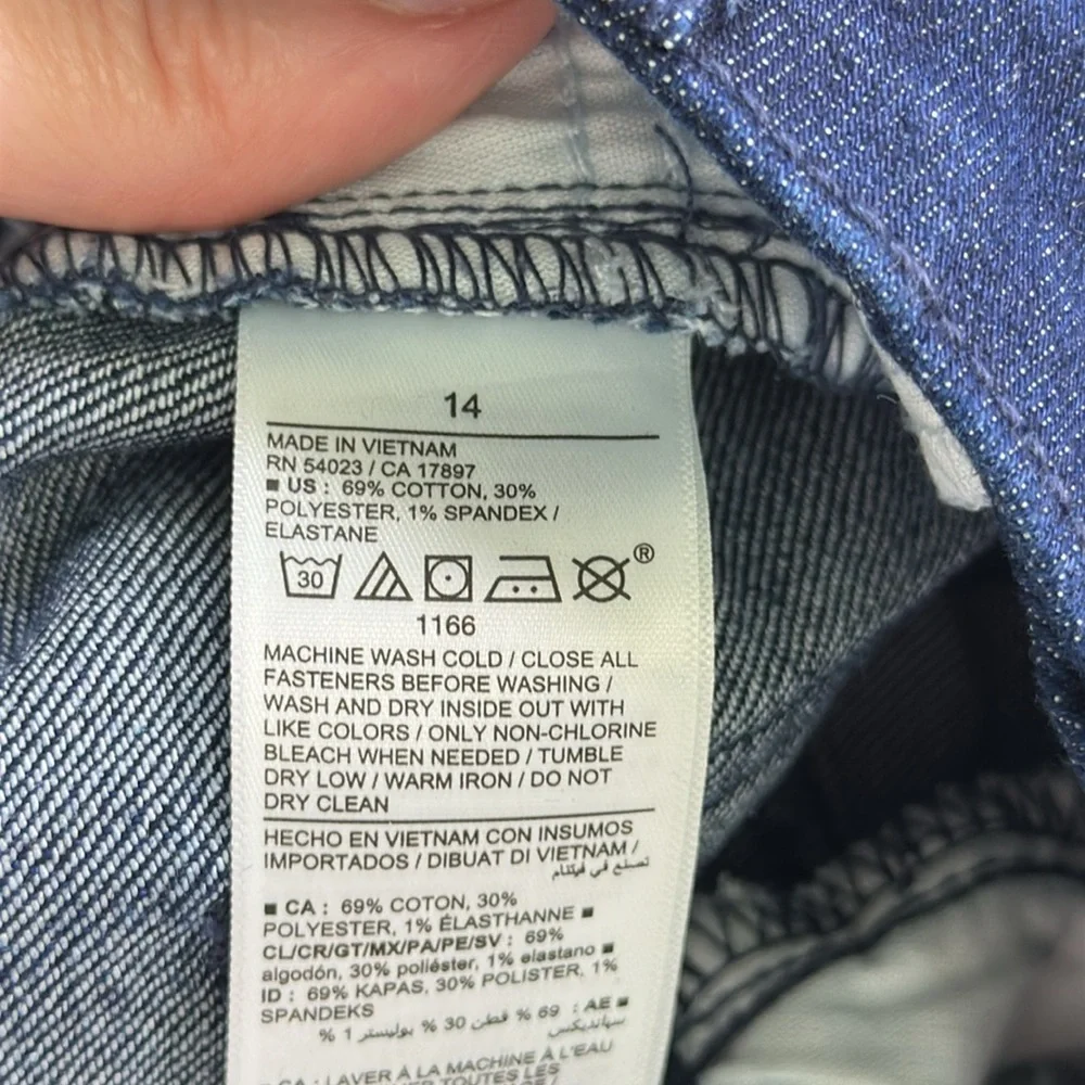 Old Navy High Rise Wow Wide Leg Jeans - Picture 4 of 5